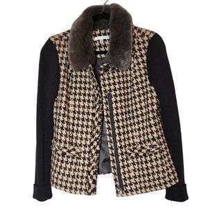 CAbi wool-blend houndstooth jacket Removeable faux fur Size 8 side Pockets